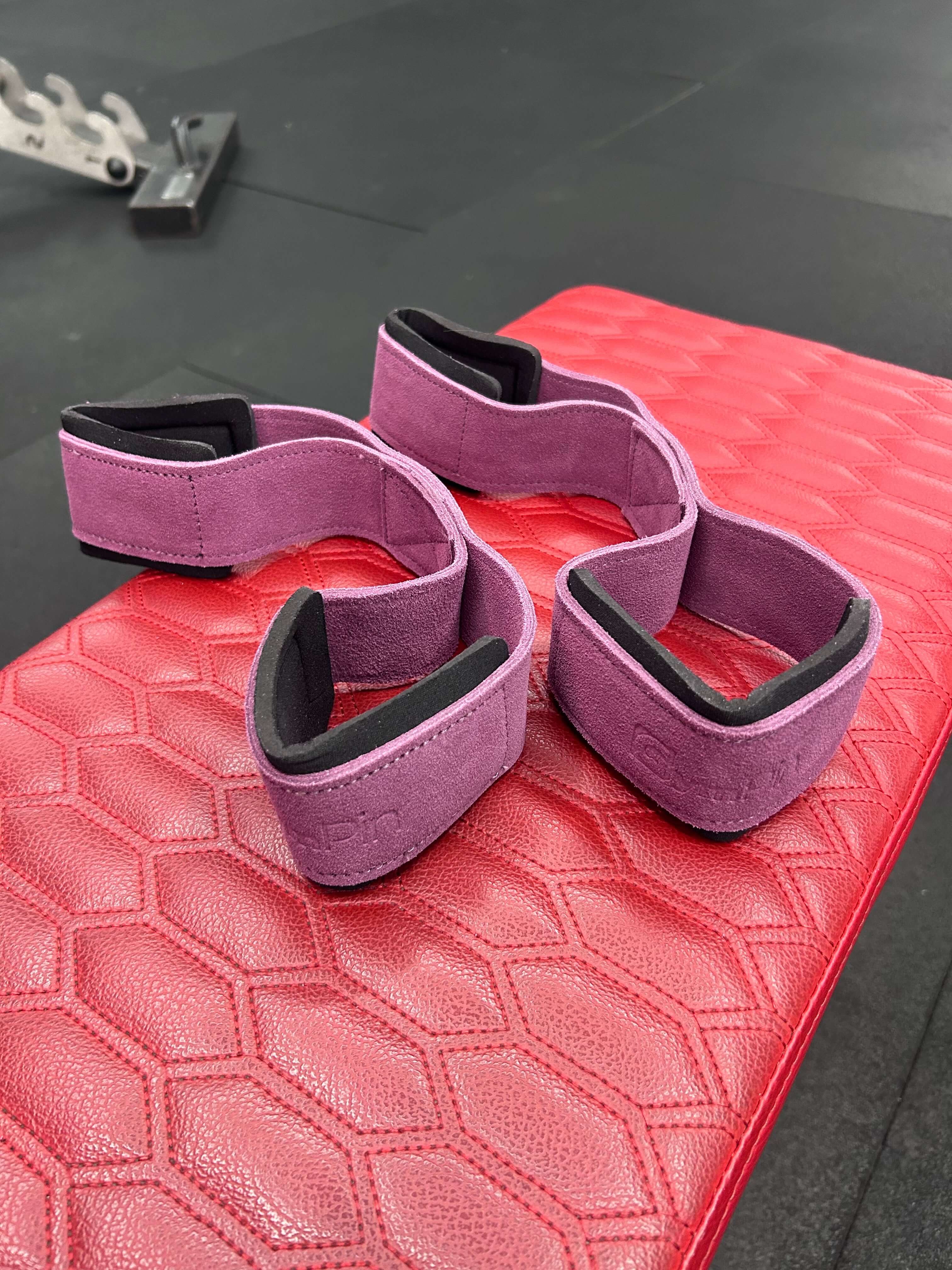 GymPin Leather Figure 8 Straps - Image 4